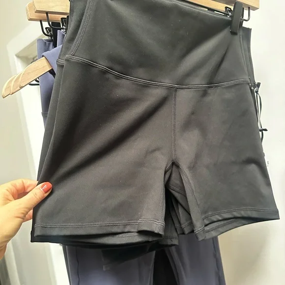 Varley Bundle (57 Pieces). All pieces are NWT - Picture 7 of 16